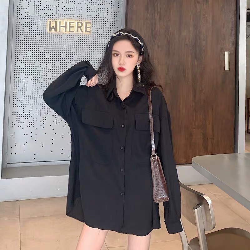 เสื้อเชิ้ตคอปก รุ่นยอดฮิต แขนยาว มีกระดุมด้านหน้า ดีไซน์เก๋ ผ้าไหมอิตาลีอย่างดี ผ้าไม่หนามาก ผ้าใส่สบาย  #211