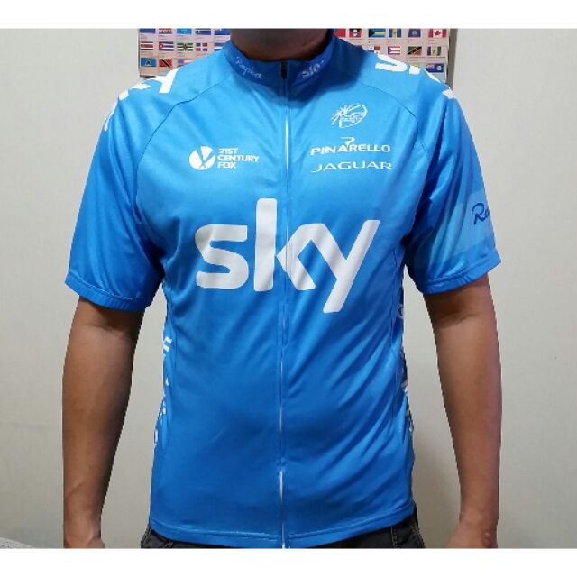 เสื้อปั่นจักรยาน sky ไซส์ L มือสองใหม่มาก