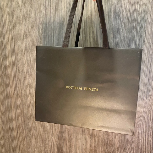 ถุงกระดาษแบรนด์ BOTTEGA VENETA