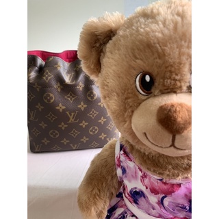 LV Noe pouch used,Authentic