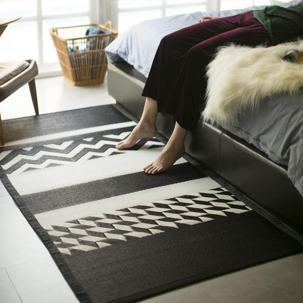 PDM เสื่ออเนกประสงค์ ลาย Katve (Black &White) Size S 90x200 cm.