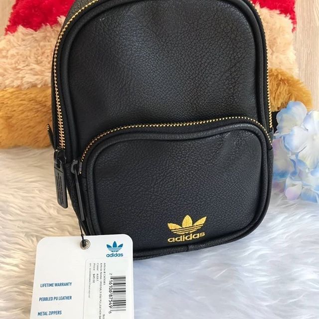กระเป๋าเป้ Adidas mini backpack