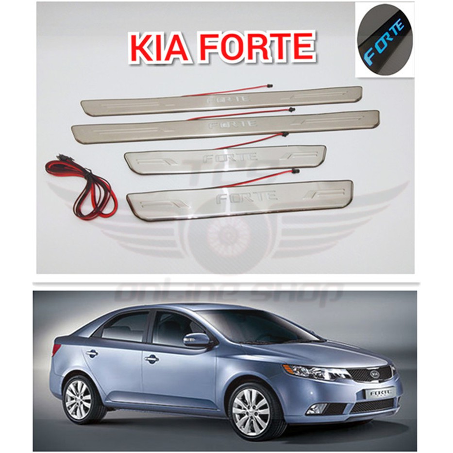KIA FORTE แผ่นเหล็กด้านข้าง/ขั้นบันไดประตู/ แผ่นธรณีประตูด้านข้างพร้อม Led (สีน้ําเงิน)