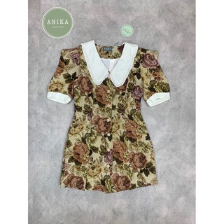 Minidress ผ้าทอลายดอก Tag : ANIKA BRAND