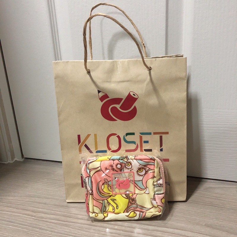 Kloset etcetera 💞✨ กระเป๋าใบเล็กสี่เหลี่ยม กระเป๋าสตางค์ มือ1พร้อมถุง
