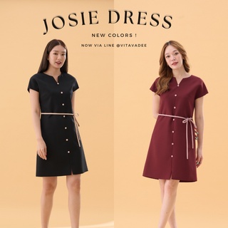 VITAVADEE Josie Dress ชุดเดรสแขนล้ำในตัว คอผ่า แต่งกระดุมทูโทน