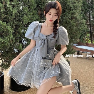 มินิเดรส ทรงคอวี คอปก แต่งโบว์ผูกหน้า รีบตำเลยจ้า ดีเทลดีมากๆ