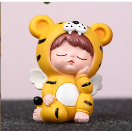 ลูกเสือพลาสติกอุ้มคางพลาสติก (ลูก)