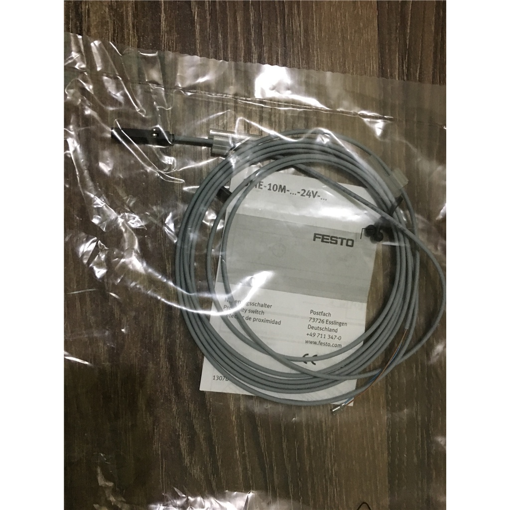 SZ SME 8 M 10M ZS DS LED 543892 การเหนี่ยวนํา Festo 551367 สวิตช์แม่เหล็ก SME-8-K-LED-24 150855 1711