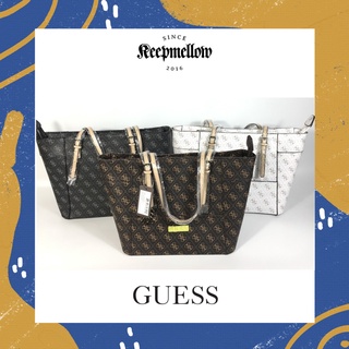 🎉จัดโปรภายในเดือนนี้🎉ของแท้จากshop💯 กระเป๋าสะพายข้าง Guess Paris Bag