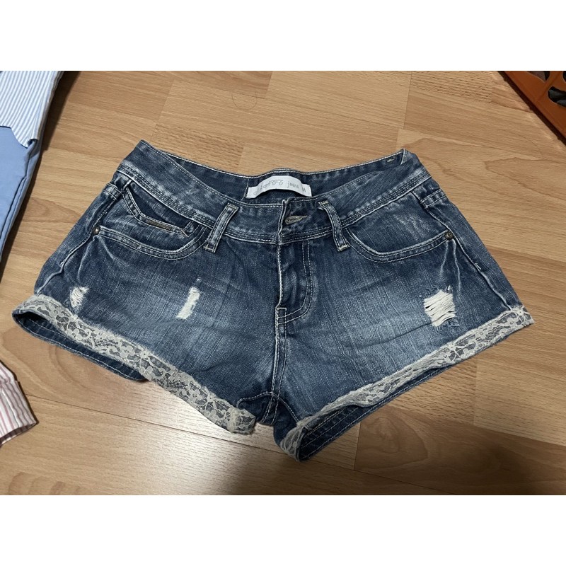 เสื้อผ้า xact มือสองสภาพดี