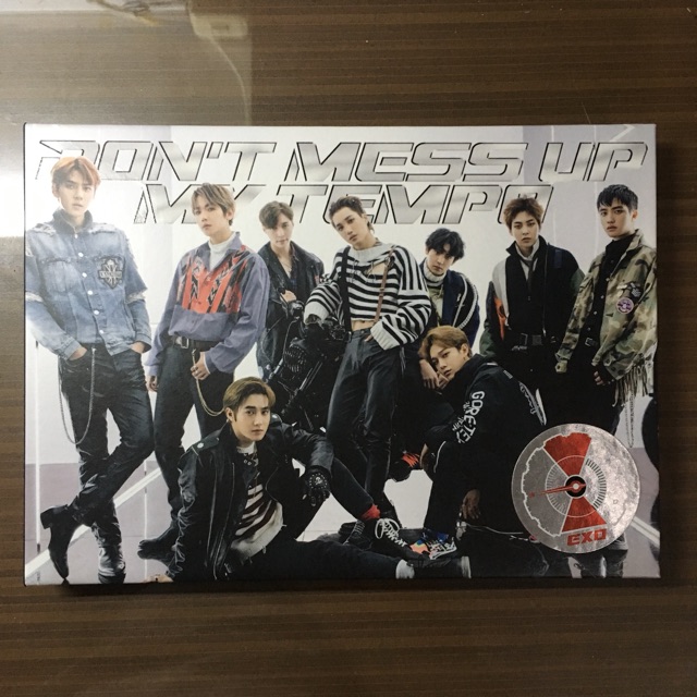 [UNSEALED] EXO DMOUT Vivace ver. อัลบั้มเท่านั้น