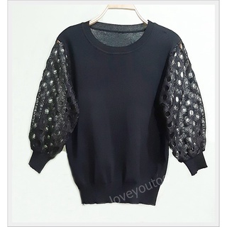 เสื้อไหมพรมแฟชั่น คอกลม แต่งแขน สีดำ