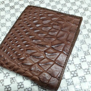 กระเป๋าสตางค์หนังจระเข้ Vintage Handmade Genuine crocodile leg skinCrocodile Wallet Alligator Wallets → Genuine brown