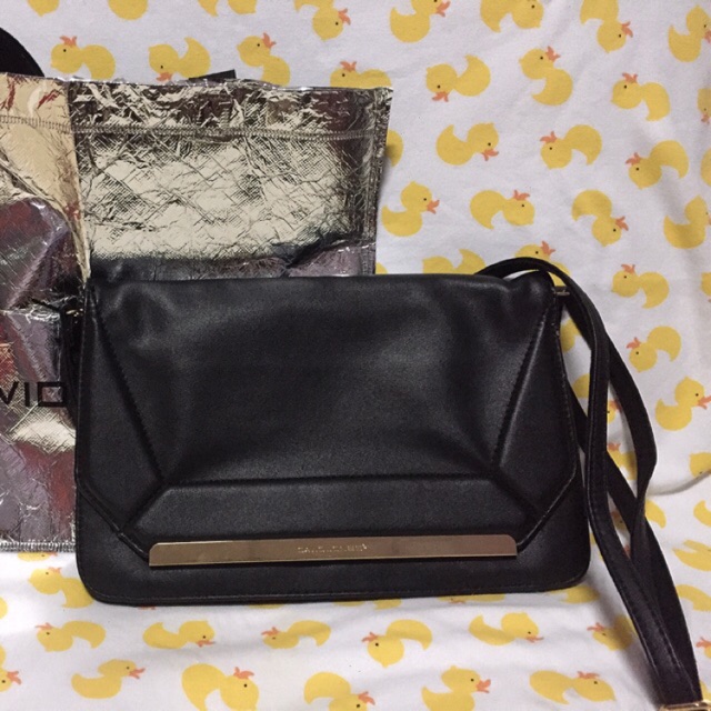 Devid jones' ส่งฟรีคะ