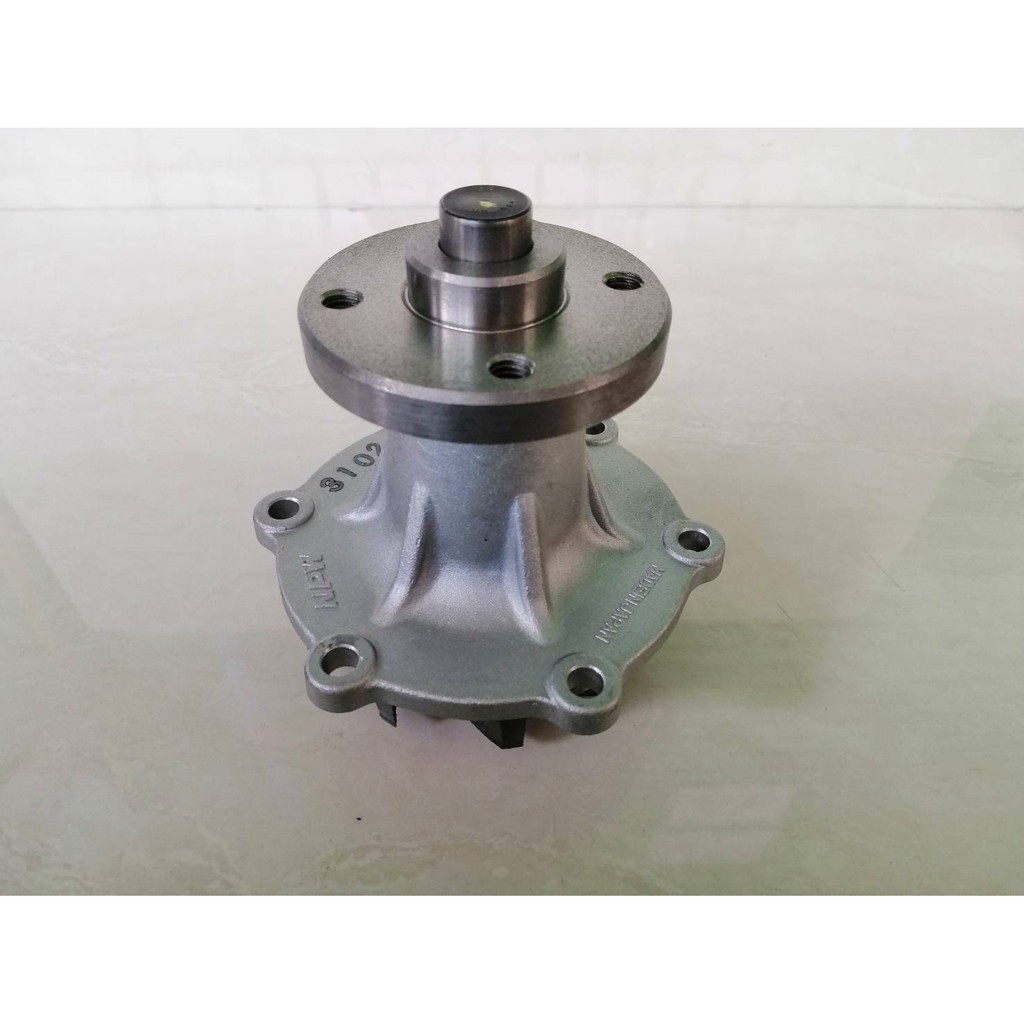 ปั๊มน้ำ TOYOTA โฟล์คลิฟ รุ่น 6รู NPW แท้ๆ  ญี่ปุ่น ราคาลูกละ1350บาท