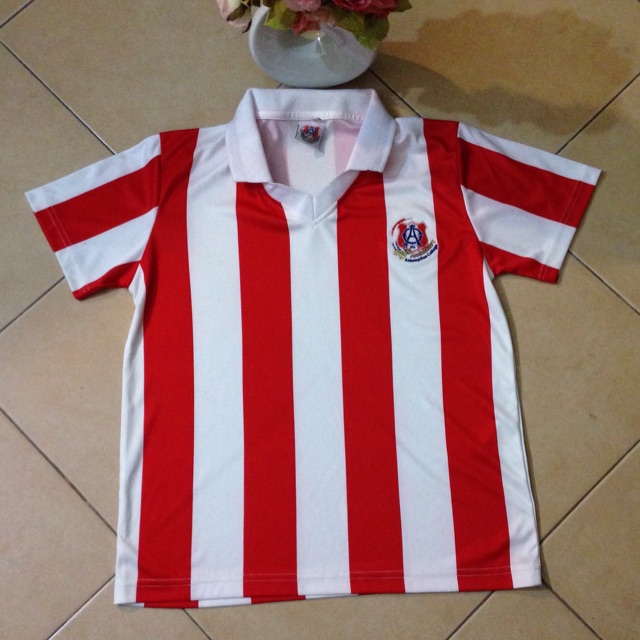 45.เสื้อคอวี มีปก ลายริ้วแดง-ขาวผ้าไมโครปักAC size36"ปกทอตัวอักษร ผ้าเนื้อดีระบายอากาศลดการสะสมแบคทีเรีย