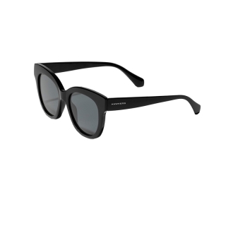 HAWKERS Black AUDREY Sunglasses for Women, femenine. UV400 Protection. Official product designed in Spain 110026