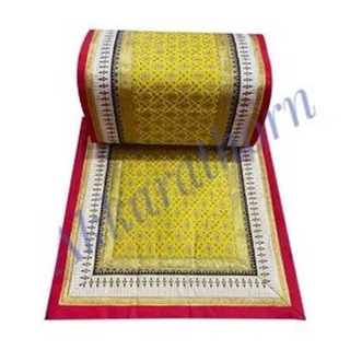 ชุดหมอนอิงหมอนกราบและผ้าอาสนะปูนั่งพระสงฆ์ เหลือง(A set of cushions,prostrate pillows and asana cloth for sitting monk)