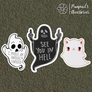 ʕ •ᴥ•ʔ ✿ พร้อมส่ง : เข็มกลัดลายผีสีดำชูนิ้วกลาง | “SEE YOU IN HELL” Black Ghost Hold Middle Finger Enamel Brooch Pin.