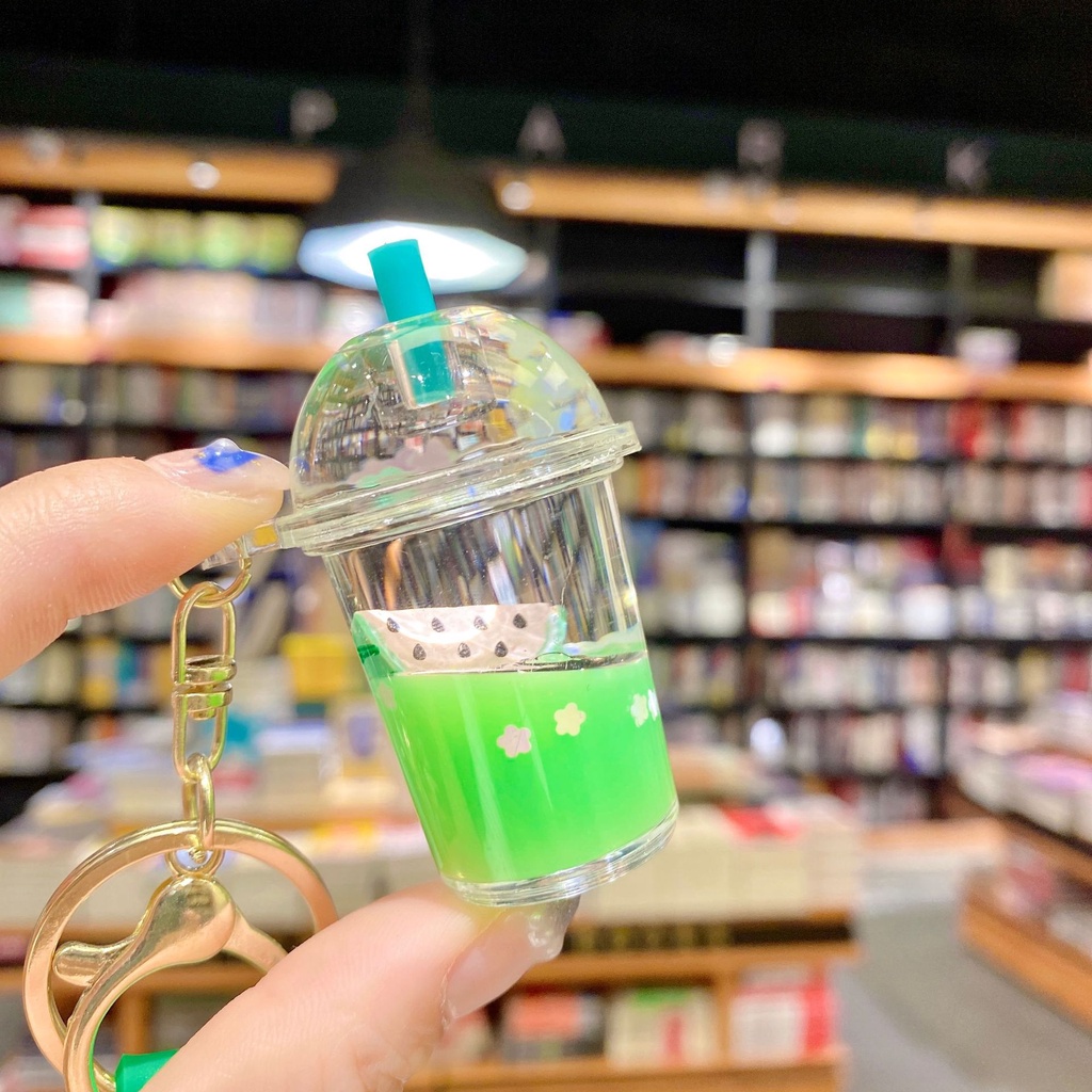 พวงกุญแจ จี้ขวดนม รูปสตรอเบอร์รี่ สับปะรด แบบสร้างสรรค์