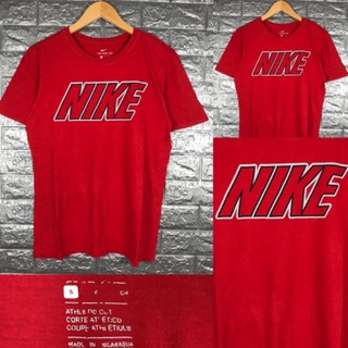 เสื้อ Nike Big Logo สีแดง ของแท้