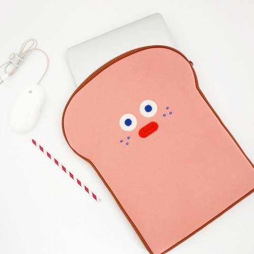 [ของแท้+พร้อมส่ง] Brunch Brother Shape Laptop Pouch 13" ของแท้ 100%
