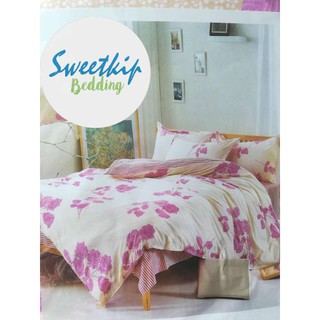 Sweet Kip Bedding ผ้าปูที่นอนขนาด 3.5 ฟุต, 5 ฟุต, 6 ฟุต พร้อมผ้านวมขนาด 180 x 220 เซ็นติเมตร รวม 6 ชิ้น ดอกกุหลาบ สีชมพู