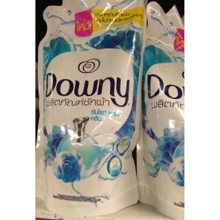 Downy. ลิควิดผลิตภัณฑ์ซักผ้าขนาด1350มล. /1ถุง