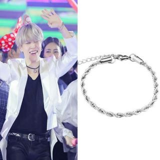 พร้อมส่ง สร้อยข้อมือ แบบ jimin BTS