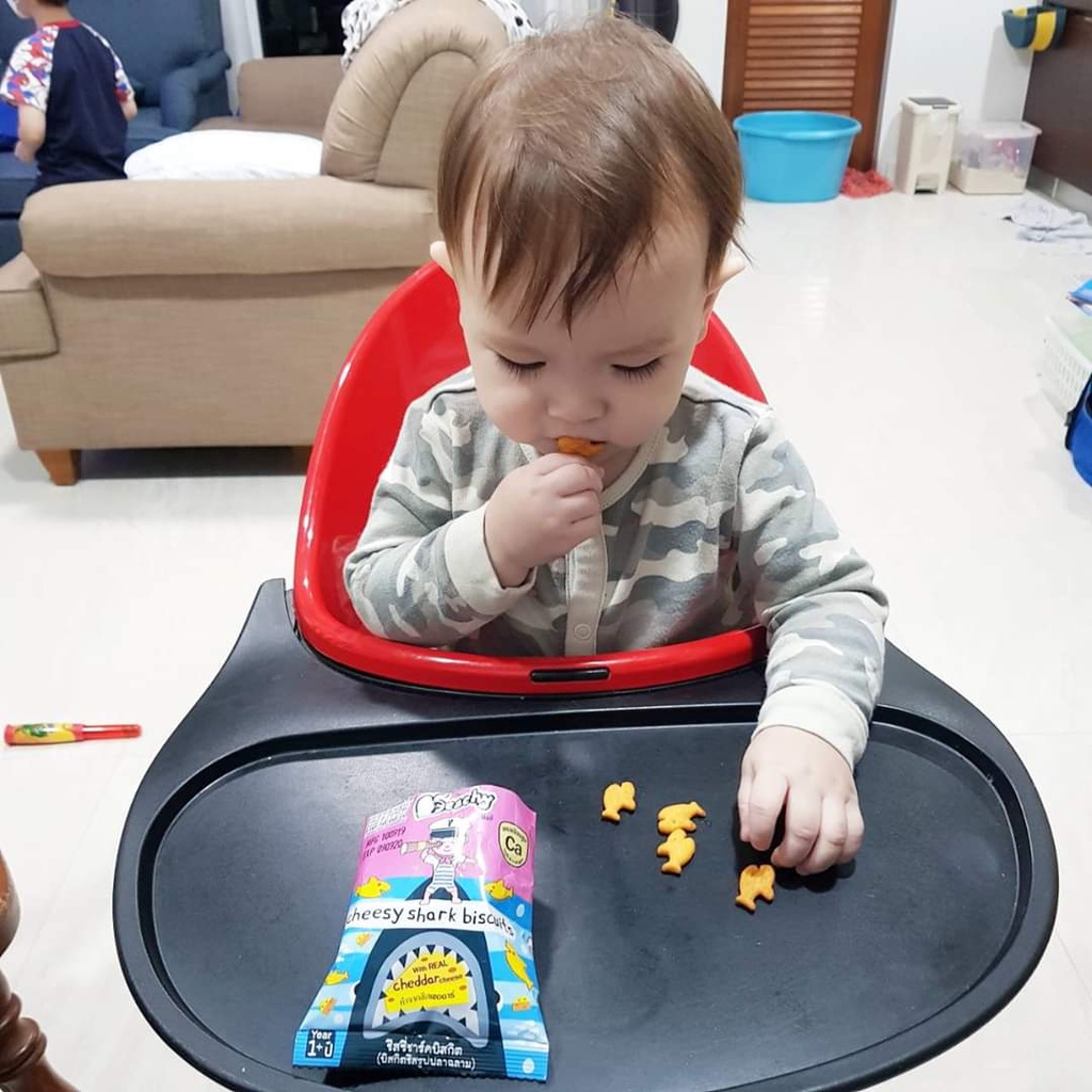 พีชชี่ ขนมเด็ก Peachy บิสกิตชีสรูปปลาฉลาม ขนมสำหรับเด็กอายุ 1 ปีขึ้นไป แพ็ค 1 ซอง(ซองละ 40 กรัม) - รูปที่ 3