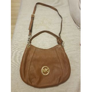 กระเป๋า MICHAEL KORS CROSSBODY แท้100%