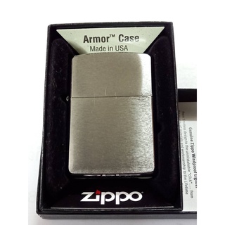 Zippo 162 ARMOR CASE  BRUSHED CHROME   สีเงิน ผิวโครเมี่ยม  ลายเรียบ   ชุบหนาพิเศษ1.5เท่า   ของใหม่ มาพร้อมกล่อง