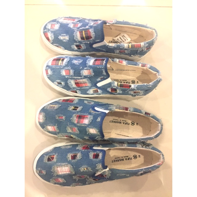 รองเท้า ยีนส์ขาด Made in Taiwan