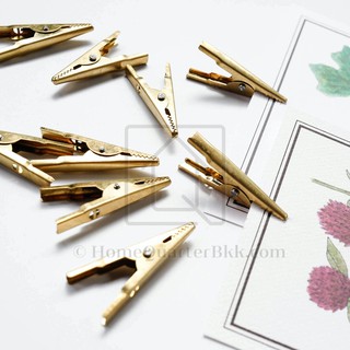 Brass Clip คลิปหนีบ คลิปทองเหลือง สีทองเหลือง คลิปหนีบกระดาษ ที่หนีบ ตัวหนีบ กระดาษ เมนูอาหาร รูปภาพ โลหะ