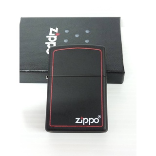 Zippo รุ่น218ZB black matte color image สีดำขอบแดง ลายโลโก้