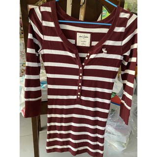 [เสื้อมือ2Abercrombie]เริ่มต้นที่20,30,40,50 ของแท้ โล๊ะตู้ ปีใหม่   เริ่มต้นที่20,30,40,50 ของแท้ เสื้อยืด แขนยาว ฮู๊ด