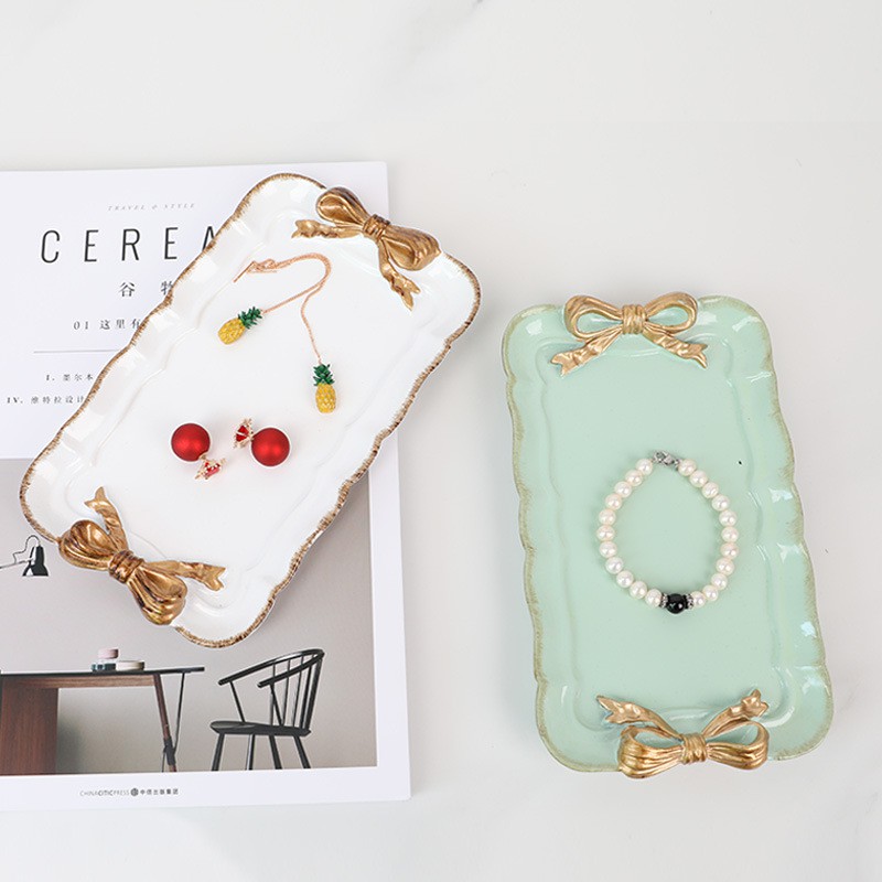 Nordic Creative Home แผ่นเค้กเรซินจานขนมผีเสื้อ Knot สินค้าในครัวเรือนหัตถกรรมถาด