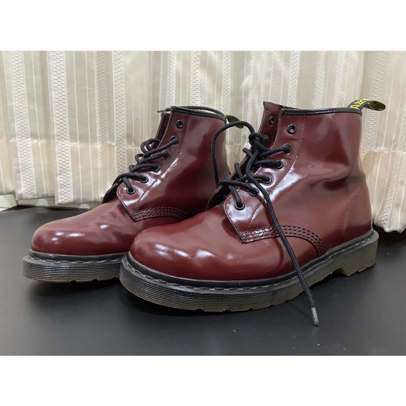 รองเท้าdr.martensชาย