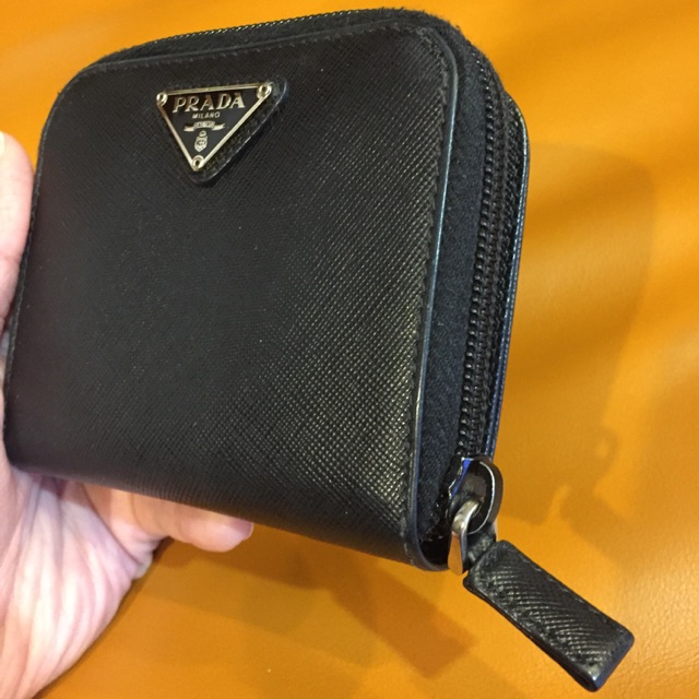 PRADA Saffiano Zip Around Compact Wallet Nero | Shopee Thailand