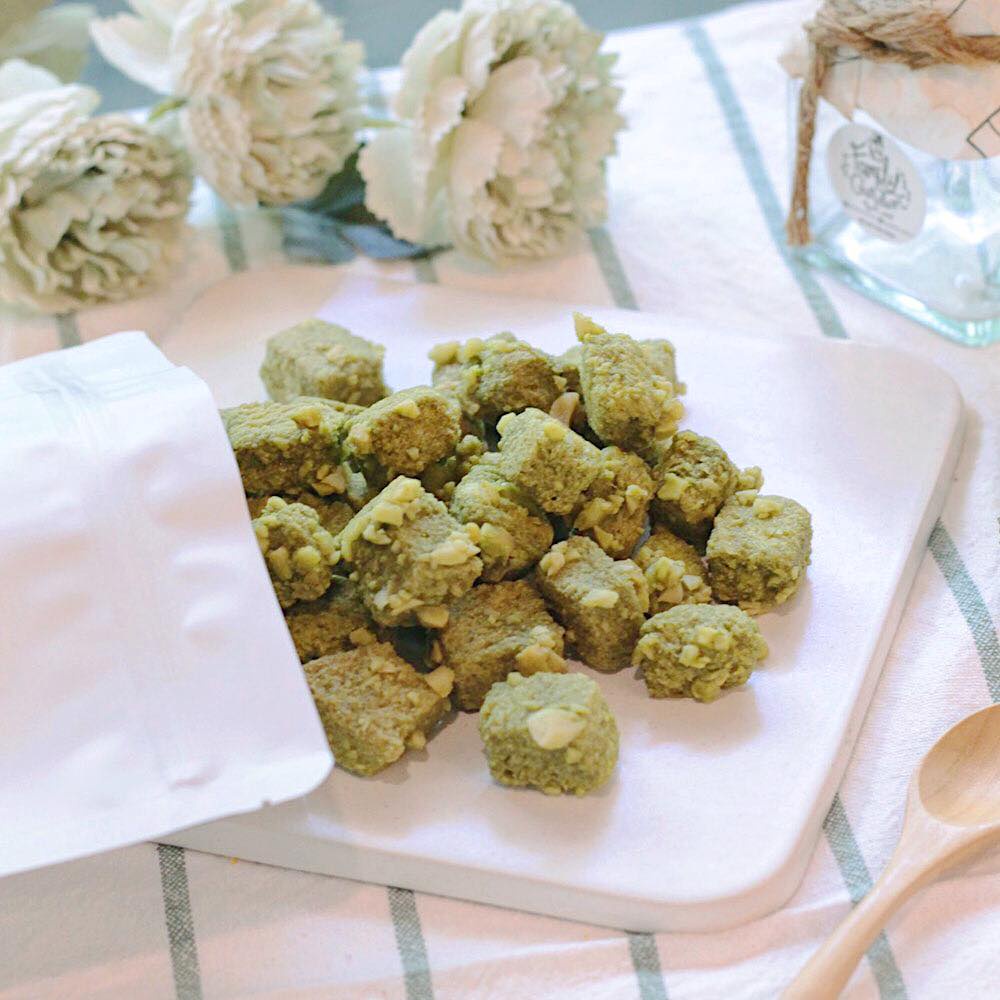 Pop bread ขนมปังอบกรอบ แบบแพ็คเล็ก 125 กรัม มีให้เลือกหลายรสชาติ ...