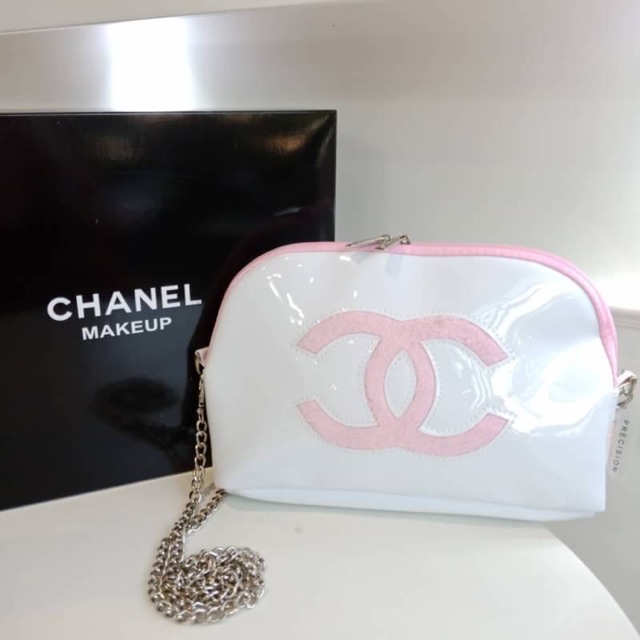 💯 รุ่นใหม่ค้าา♡ Chanel precision luxury leather clutch with chain จากงานพรีเมี่ยมกิ๊ฟ 💕🍭