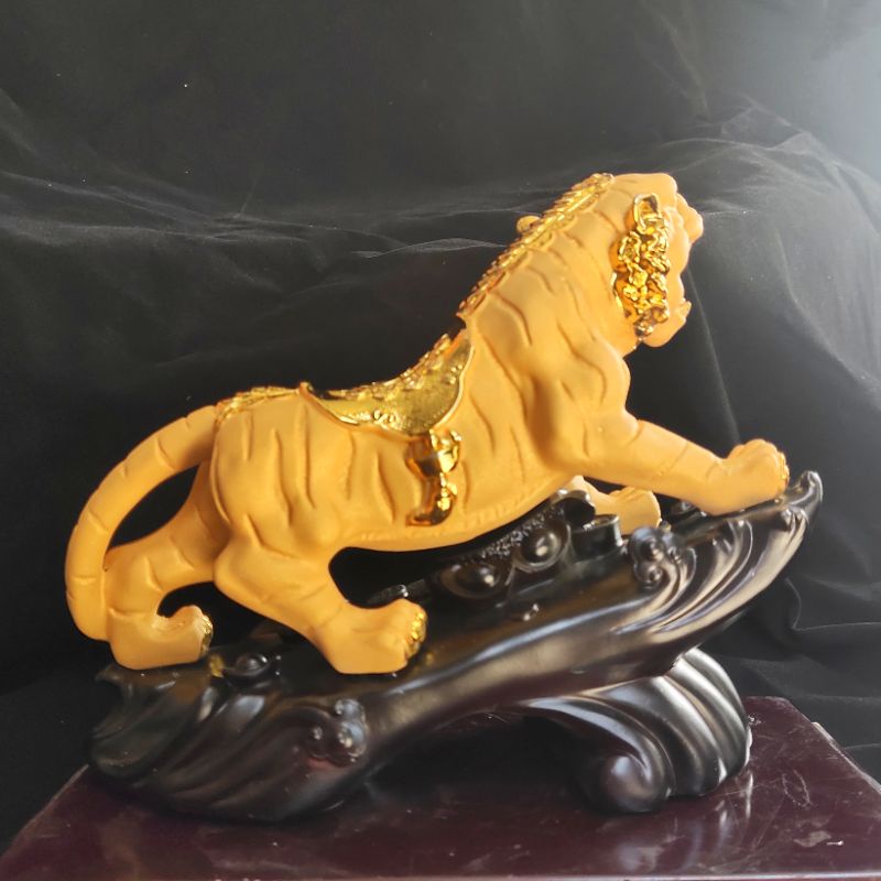 เสือ12ราศี เสือแก้บนนำโชค รูปปั้นเสือทอง เสือฮวงจุ้ยขอพรเสือตั้งศาล ตุ๊กตาเสือ เสือตั้งโต๊ะของขวัญ老虎 - รูปที่ 4