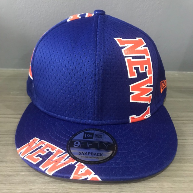 หมวก New era