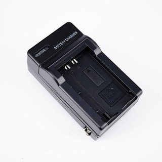 ที่ชาร์จแบตกล้อง Nikon Battery Charger รุ่น EN-EL24 ชาร์จได้ทั้งในบ้านและรถยนต์