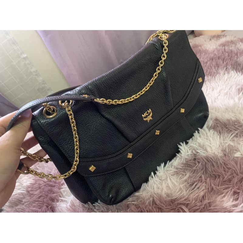กระเป๋าหนังแท้ MCM แท้ สีดำ มือสอง