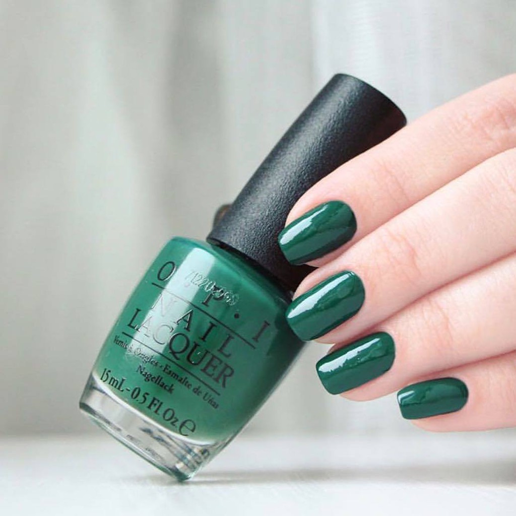 พร้อมส่ง OPI - Stay Off the Lawn! (NLW54) ยาทาเล็บสีเขียวเข้มๆขรึมๆ แท้ 100%