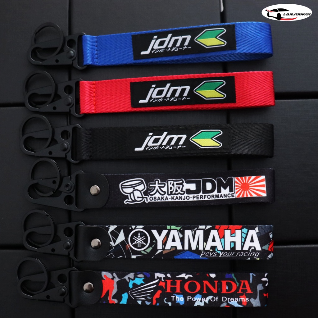 พวงกุญแจผ้า พวงกุญแจซิ่ง สไตล์ JDM แต่งซิ่ง แบบญี่ปุ่น พวงกุญแจรถมอเตอร์ไซค์ ราคา ถูกที่สุด ดีลบีเคเค รูปภาพหลัก