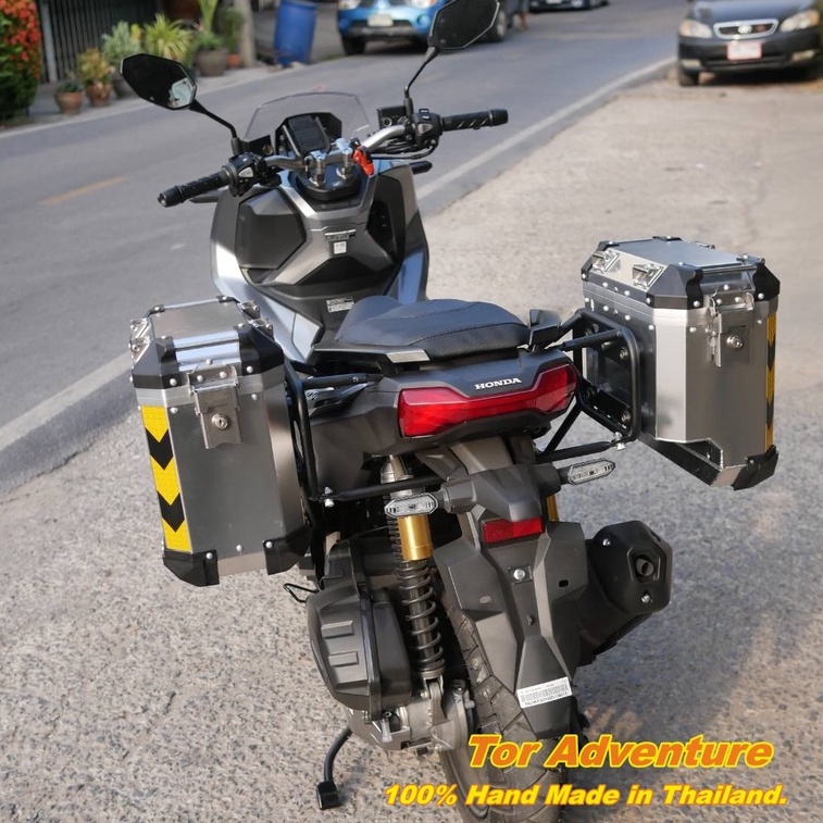 ปี๊ปข้าง Honda ADV150 พร้อมแร็คข้าง Side Box +Rack (รอสินค้า 7-10 วัน )