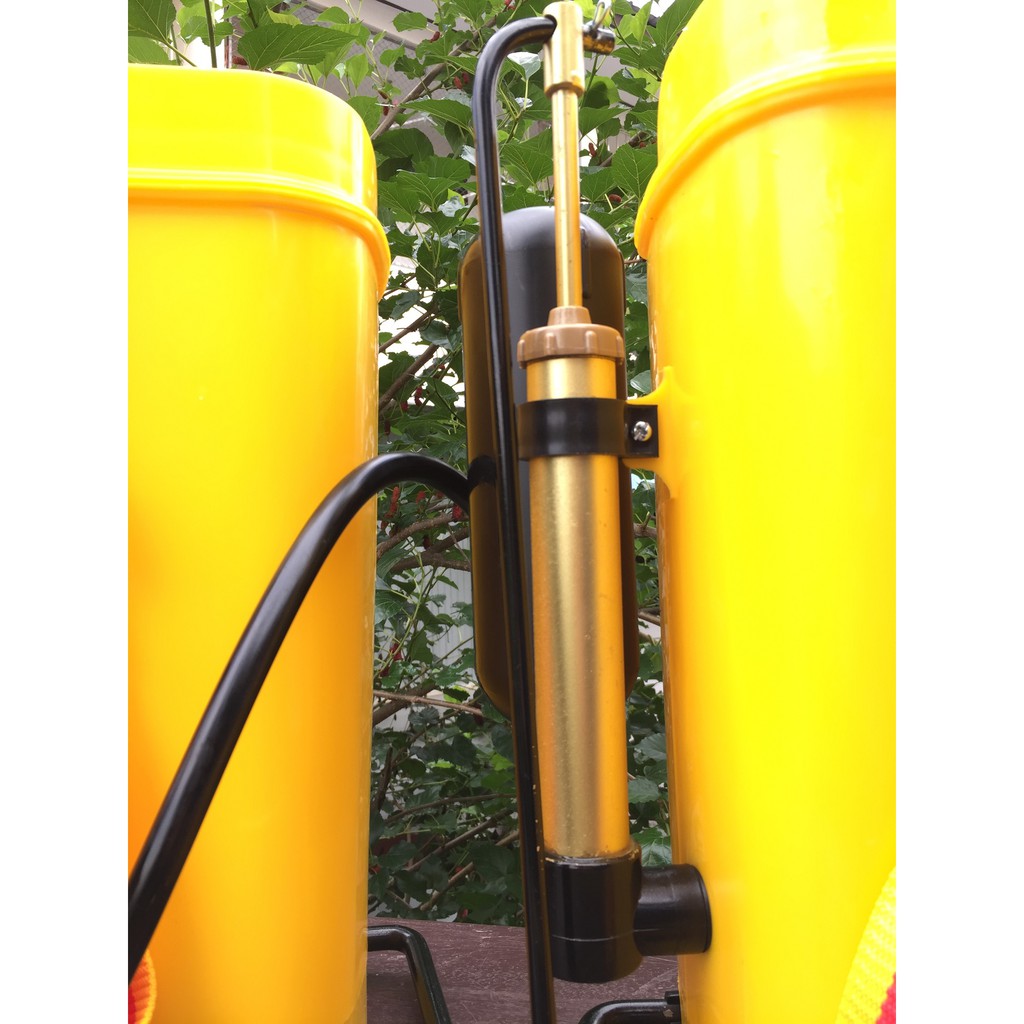 ถังพ่นยามือโยกสูบนอก ตราค้างคาว 16L มาเลเซีย ( รุ่นกระบอกทองเหลือง) - รูปที่ 6